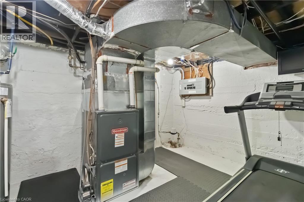 156 Albion Street, Brantford, ON - Indoor Photo Showing Basement