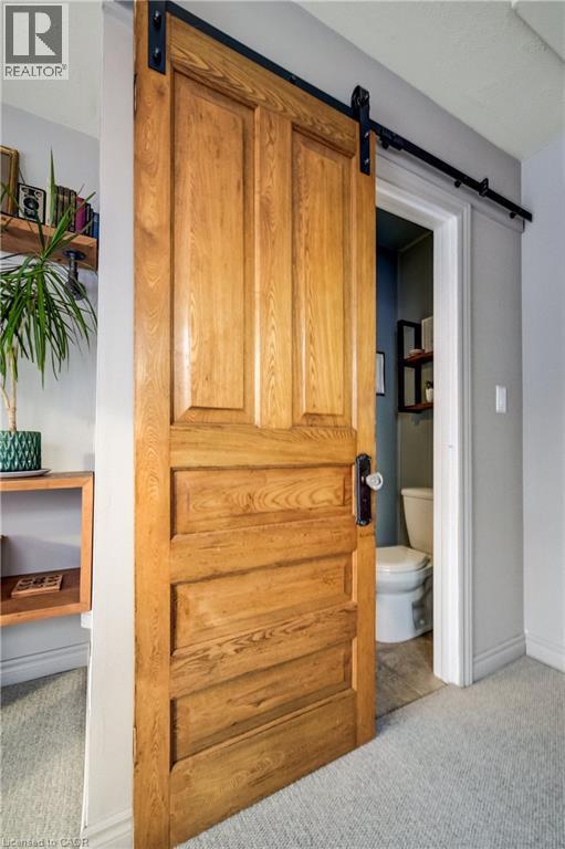 8 Lowrey Avenue S, Cambridge, ON - Indoor Photo Showing Other Room