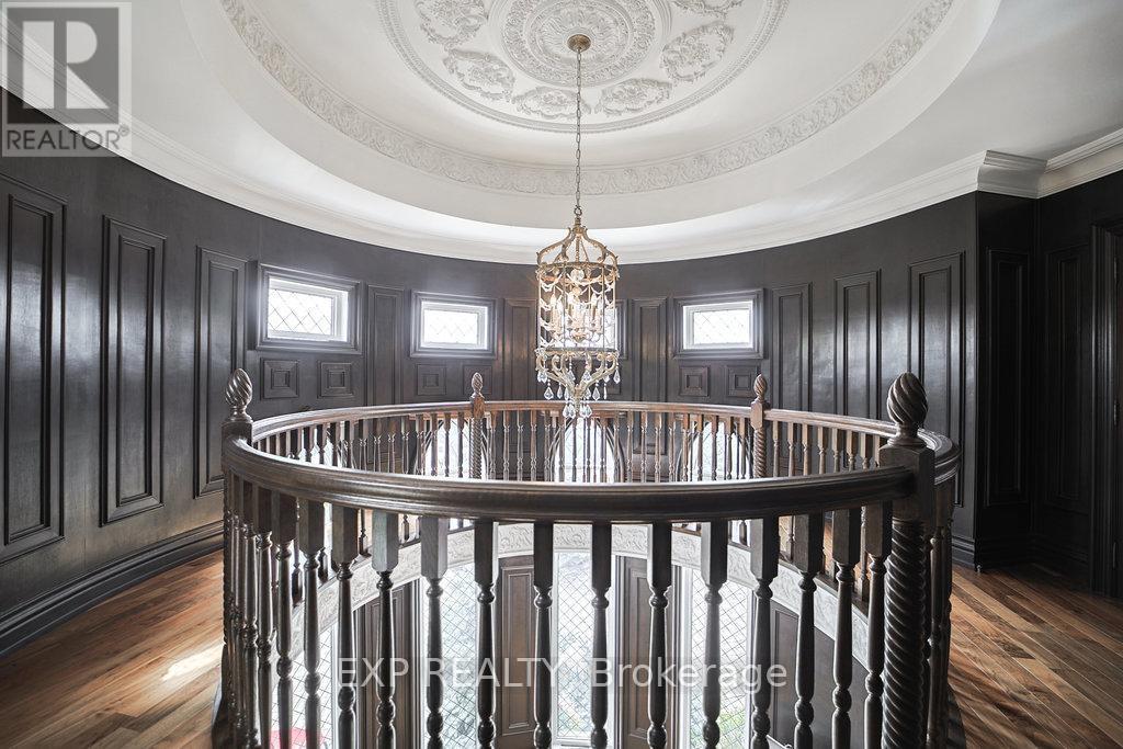 68 Davidson Drive, Vaughan, ON - Indoor Photo Showing Other Room