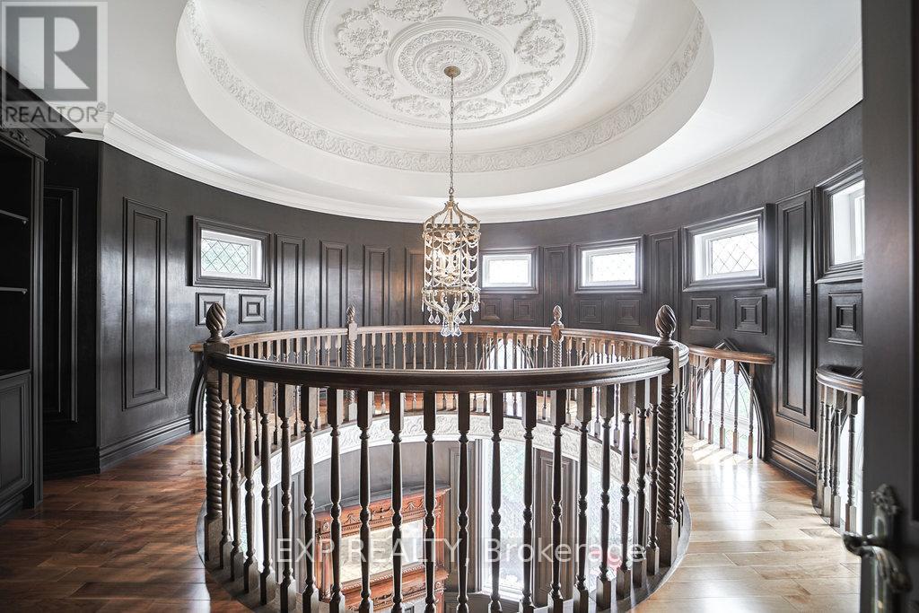 68 Davidson Drive, Vaughan, ON - Indoor Photo Showing Other Room