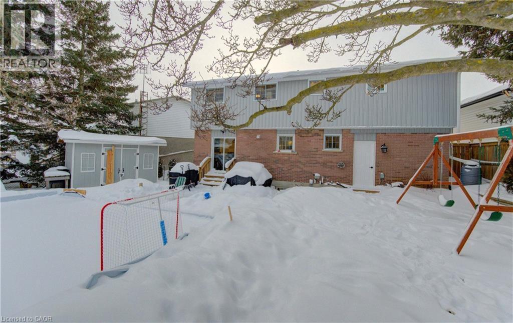 51 Nathaniel Crescent, Kitchener, ON - Outdoor