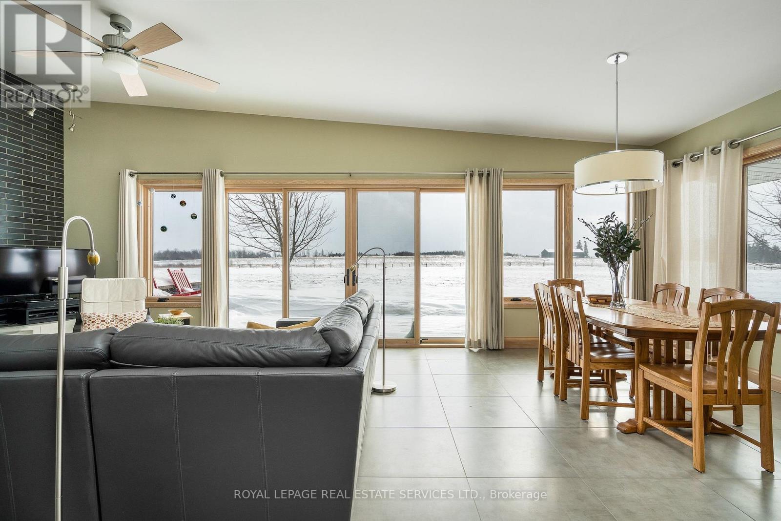 837177 4Th Line E, Mulmur, ON - Indoor Photo Showing Other Room