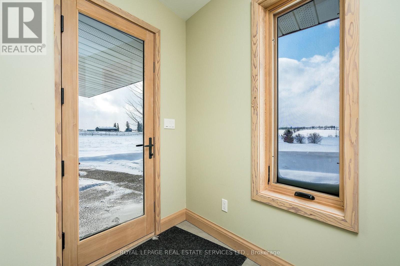 Foyer - 837177 4Th Line E, Mulmur, ON - Indoor Photo Showing Other Room