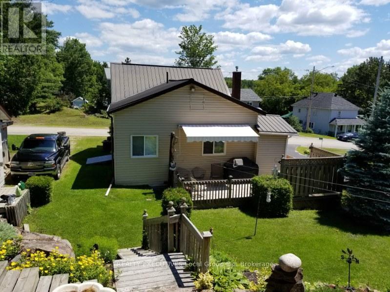 151 King Street, Callander, ON - Outdoor With Deck Patio Veranda