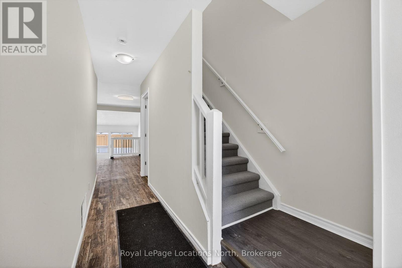 633 Tenth Street, Collingwood, ON - Indoor Photo Showing Other Room