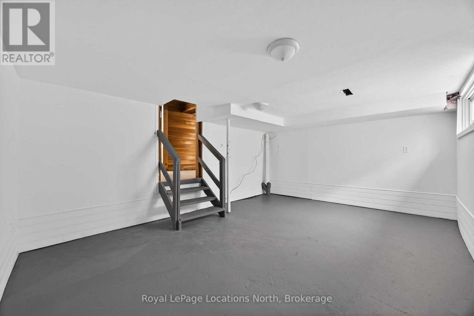 633 Tenth Street, Collingwood, ON - Photo Showing Other Room