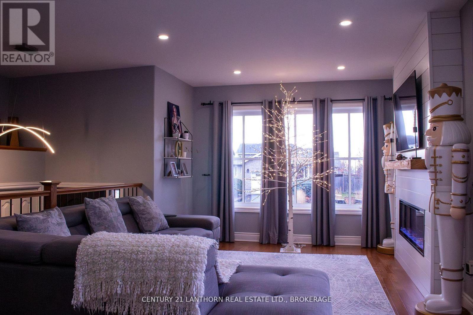 1500 Crimson Crescent, Kingston (City Northwest), ON - Indoor With Fireplace