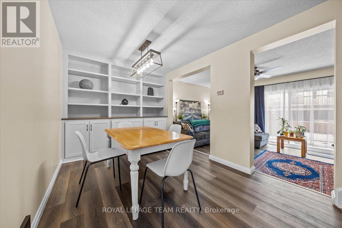 1137 Chimney Hill Way, Ottawa, ON - Indoor Photo Showing Dining Room