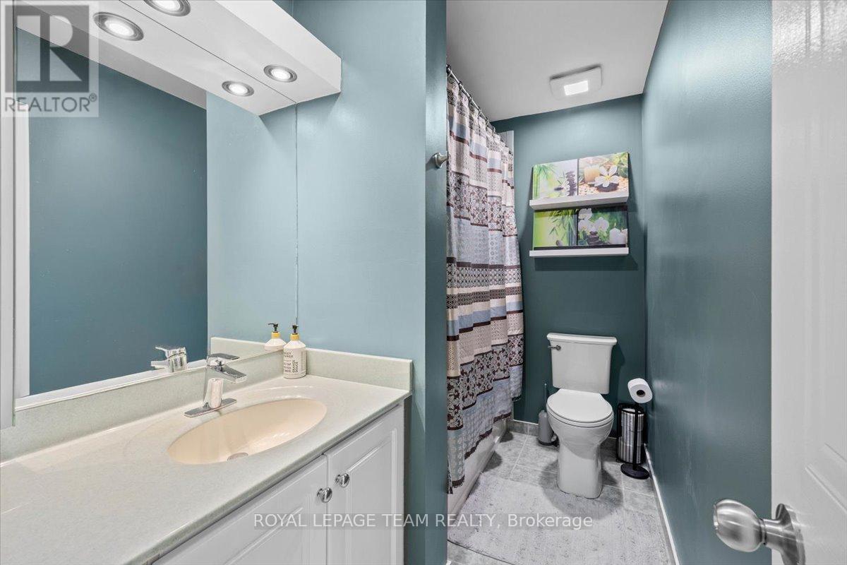 1137 Chimney Hill Way, Ottawa, ON - Indoor Photo Showing Bathroom