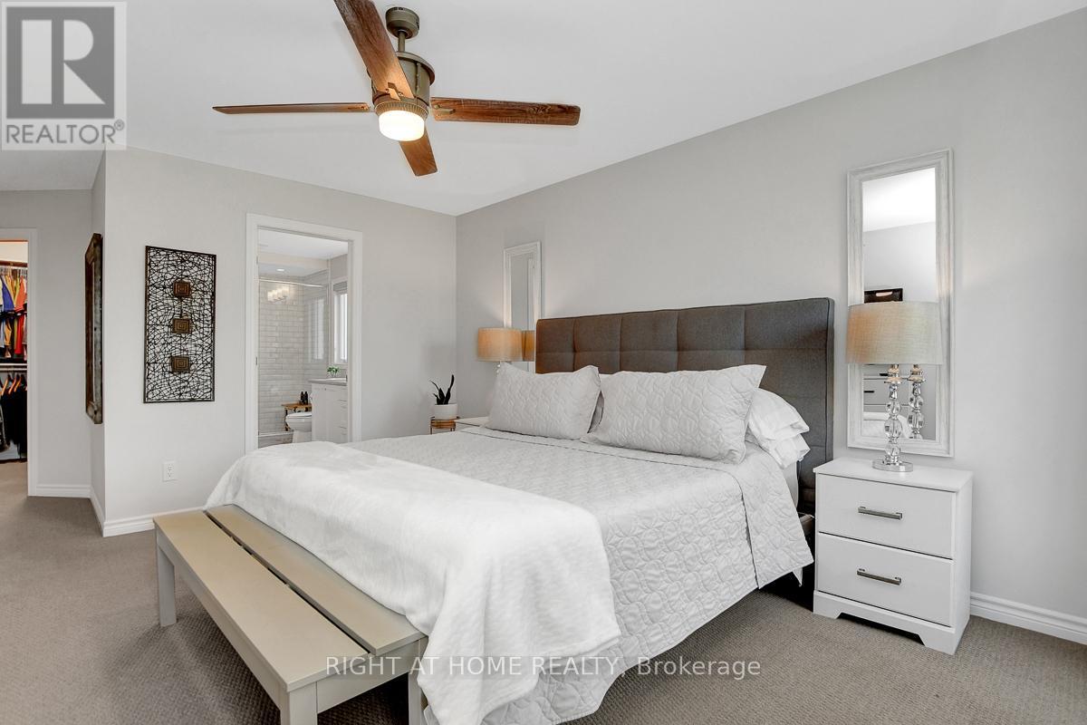 201 Versaille Street, Alfred And Plantagenet, ON - Indoor Photo Showing Bedroom