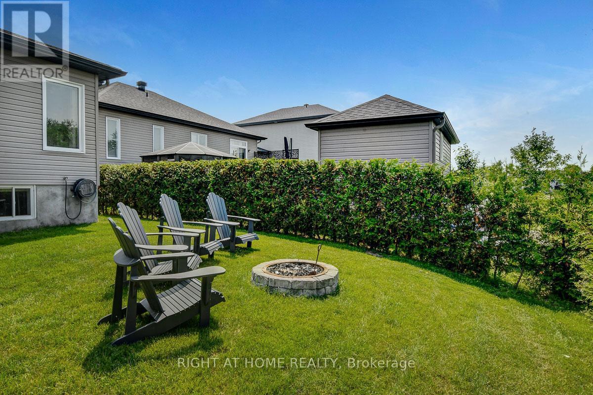 201 Versaille Street, Alfred And Plantagenet, ON - Outdoor