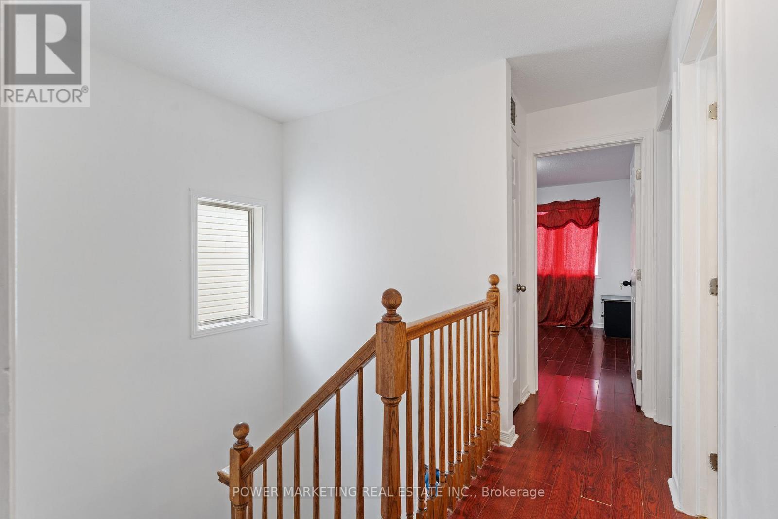 116 Esterbrook Drive, Ottawa, ON - Indoor Photo Showing Other Room