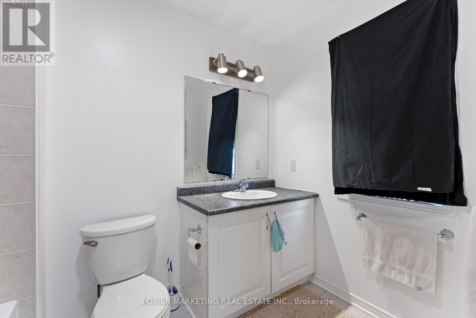 116 Esterbrook Drive, Ottawa, ON - Indoor Photo Showing Bathroom