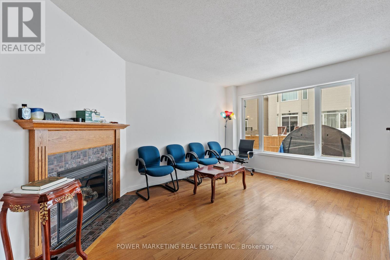 116 Esterbrook Drive, Ottawa, ON - Indoor Photo Showing Living Room With Fireplace