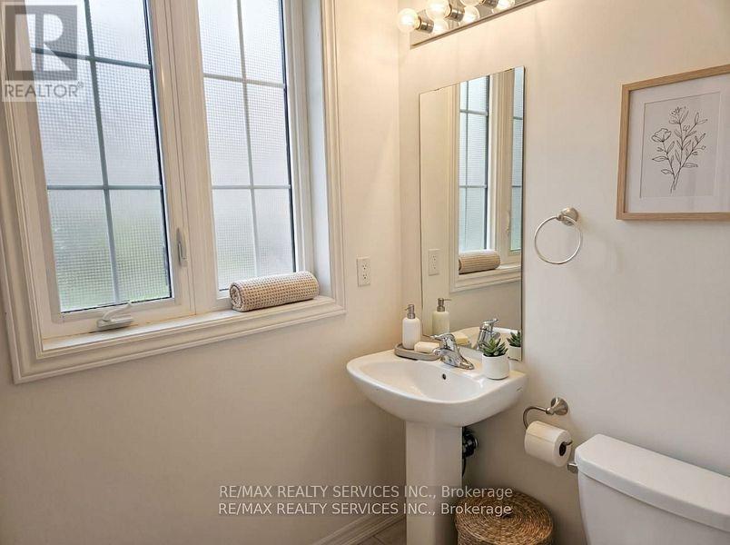 34 - 68 First Street, Orangeville, ON - Indoor Photo Showing Bathroom