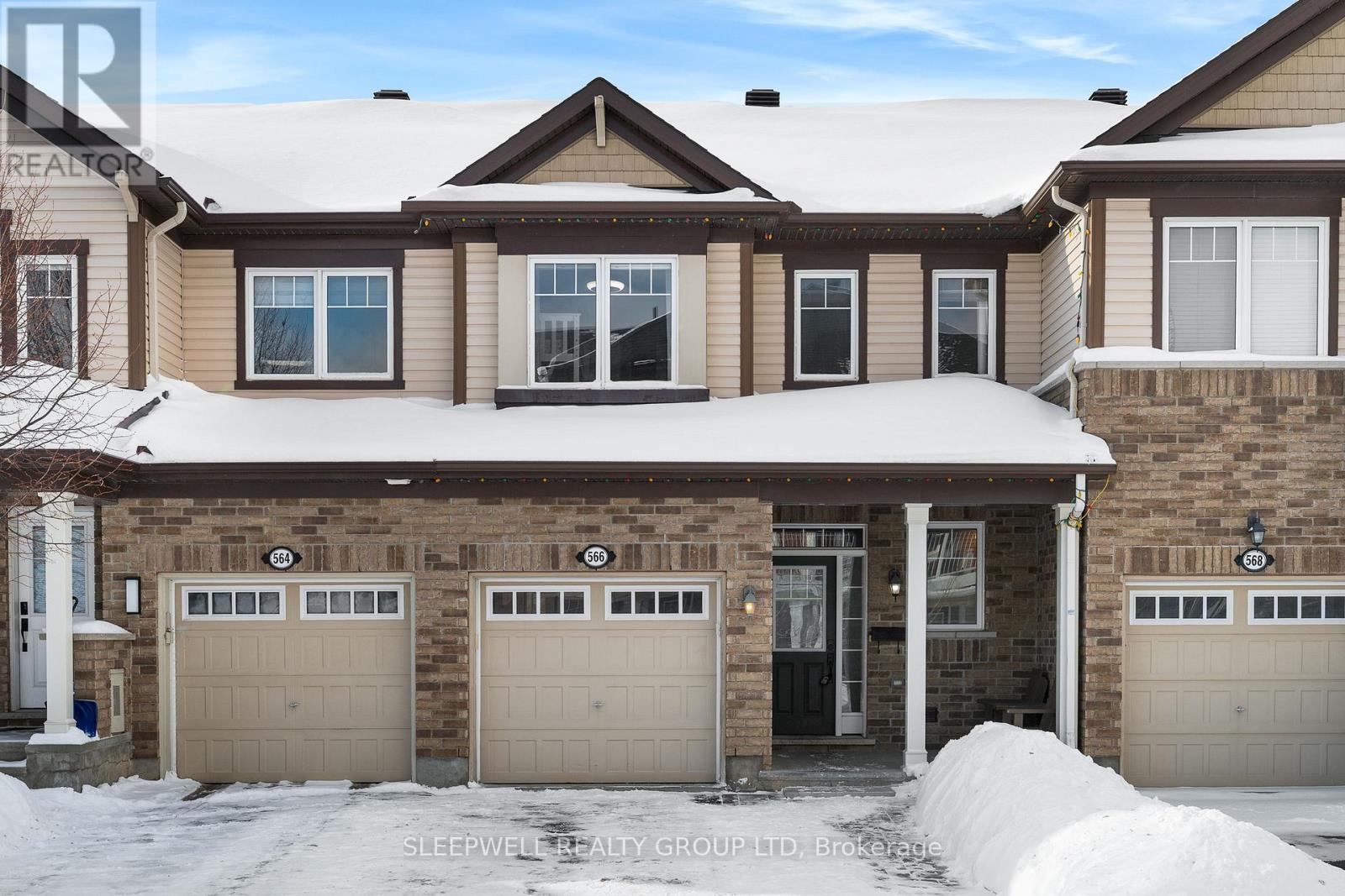 566 Meadowcreek Circle, Ottawa, ON - Outdoor With Facade