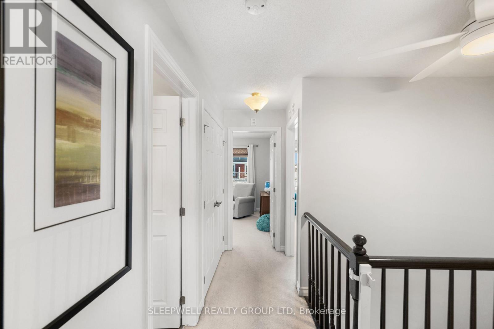 566 Meadowcreek Circle, Ottawa, ON - Indoor Photo Showing Other Room