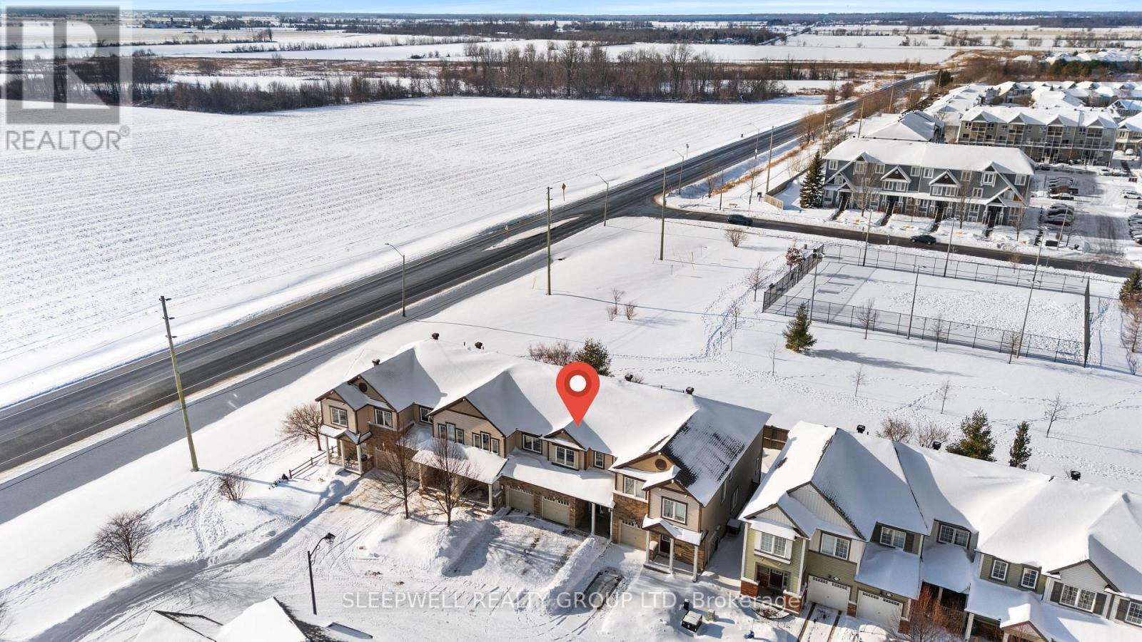 566 Meadowcreek Circle, Ottawa, ON - Outdoor