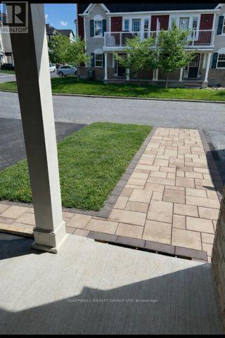 566 Meadowcreek Circle, Ottawa, ON - Outdoor With Facade