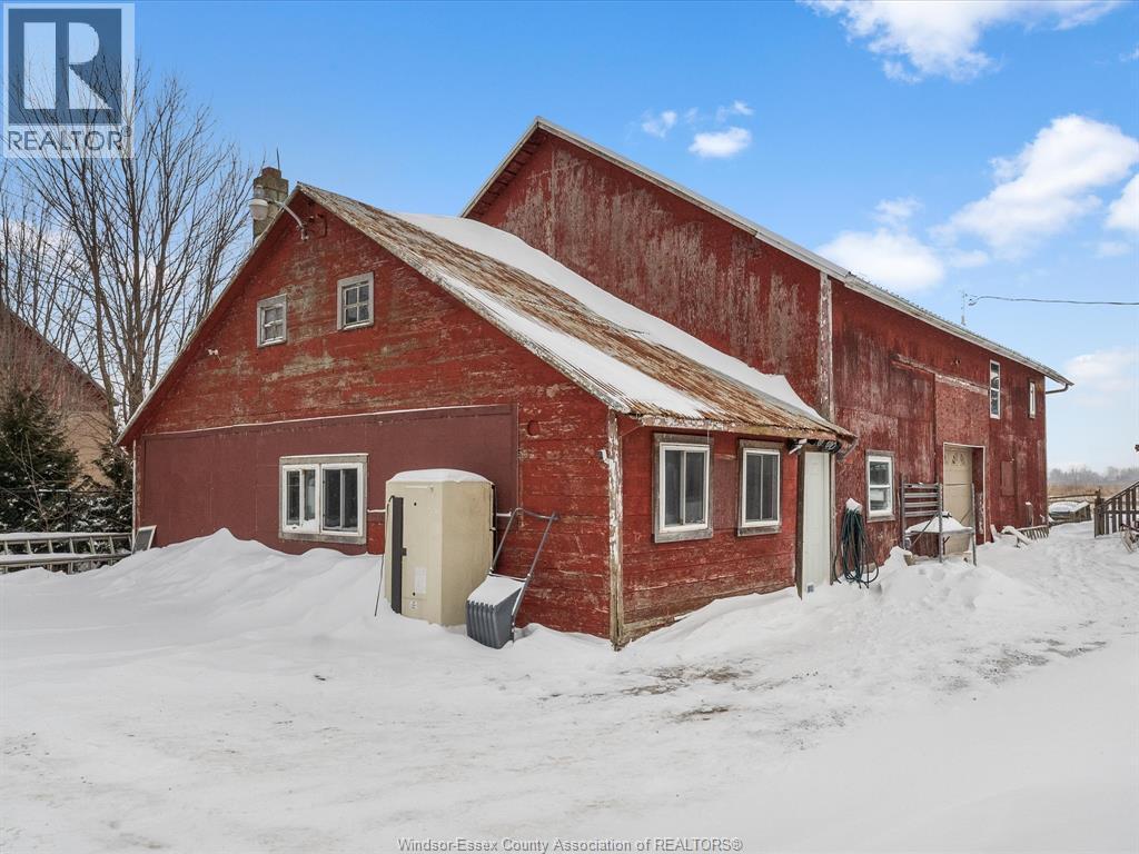 1991 Road 5 East, Ruthven, ON - Outdoor With Exterior