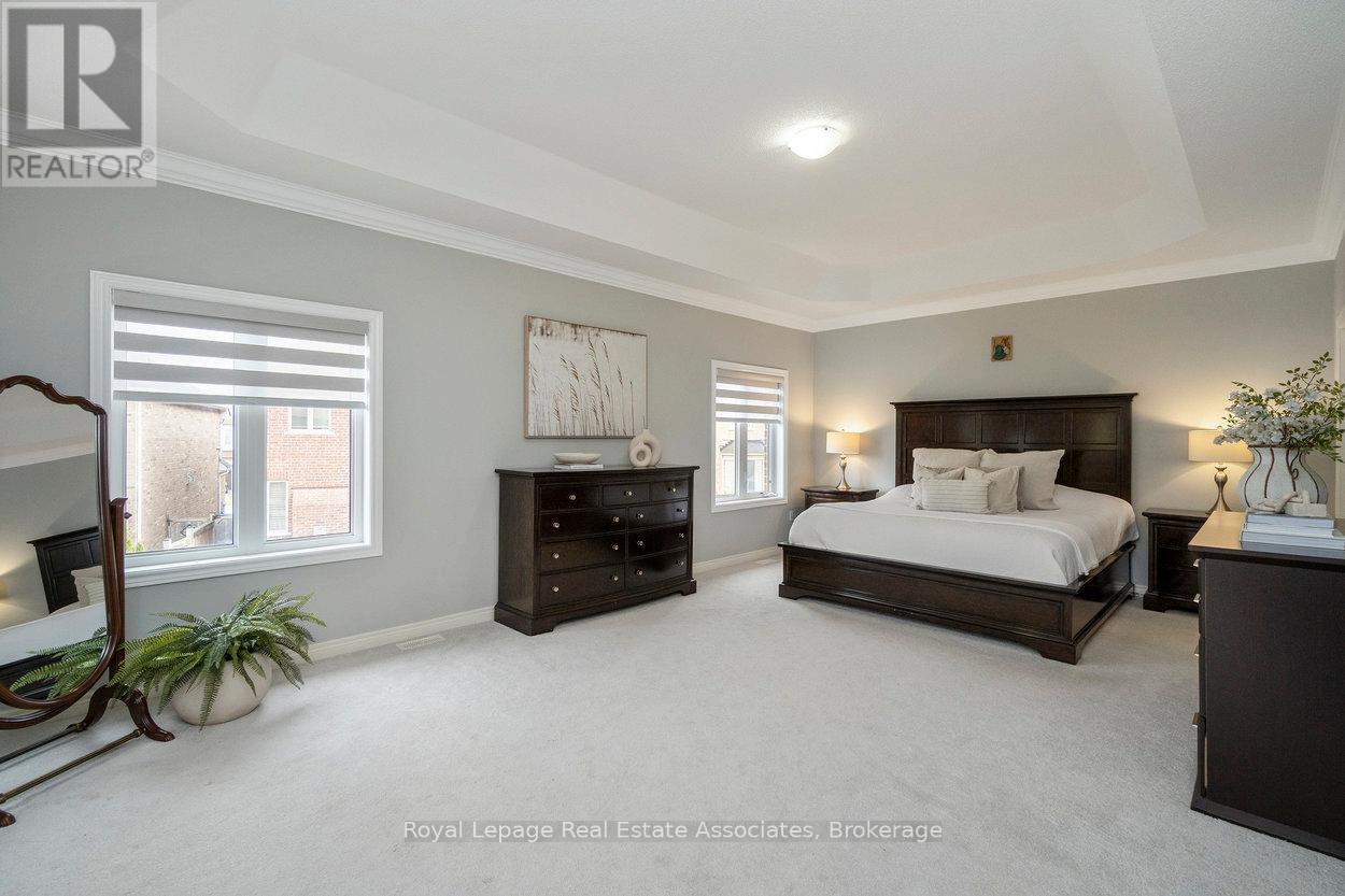 30 Danfield Court, Brampton, ON - Indoor Photo Showing Bedroom