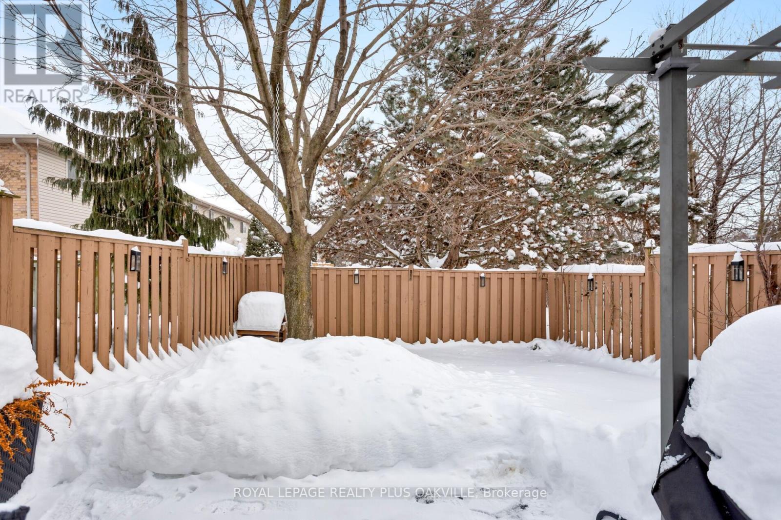 4074 Kryzan Drive, Burlington, ON - Outdoor With Deck Patio Veranda
