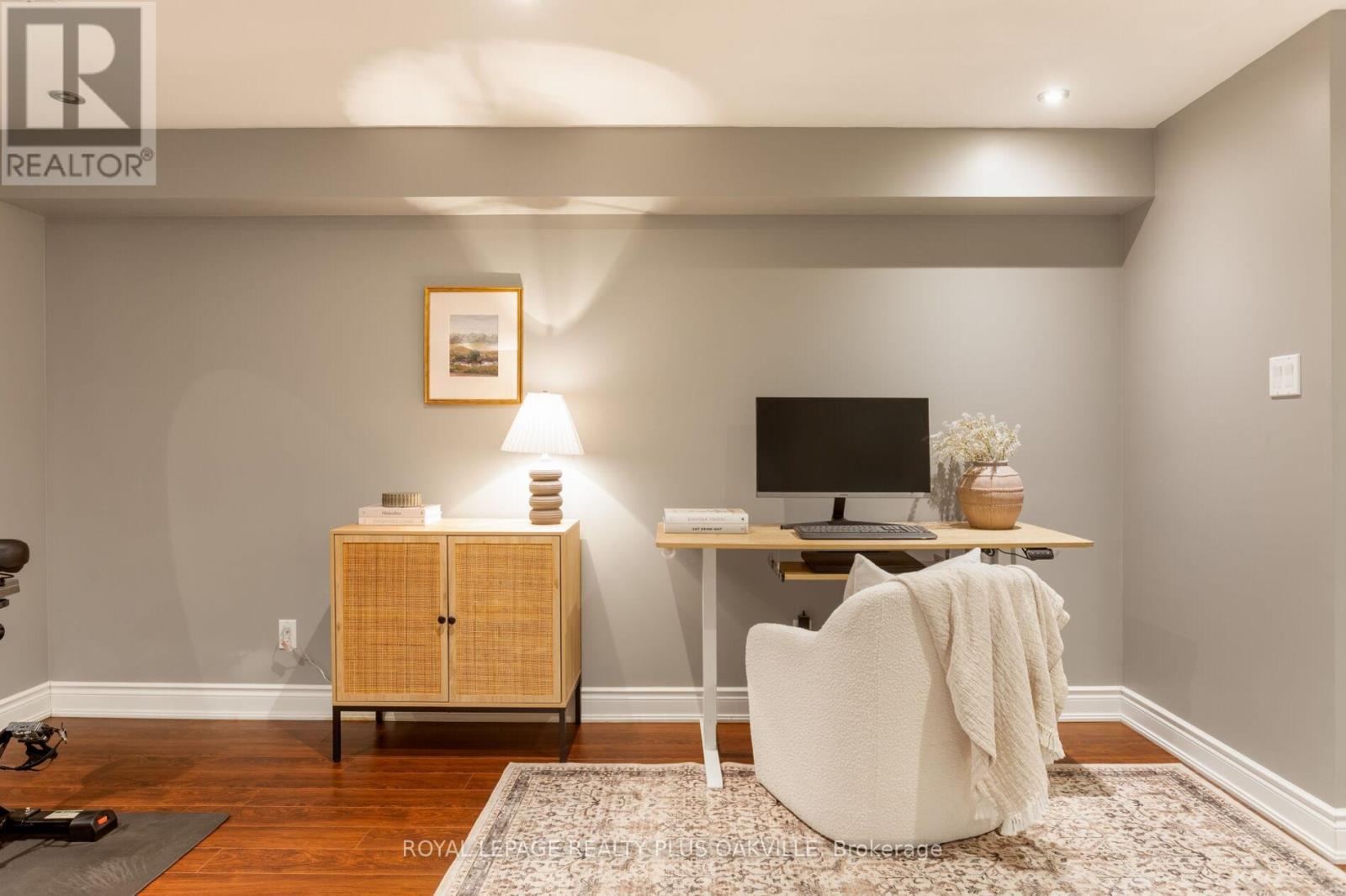 4074 Kryzan Drive, Burlington, ON - Indoor