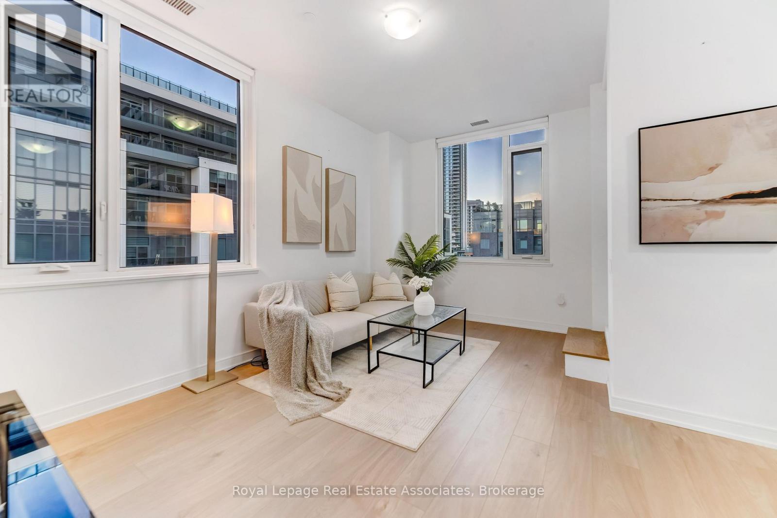 124 - 8 Nahani Way, Mississauga, ON - Indoor