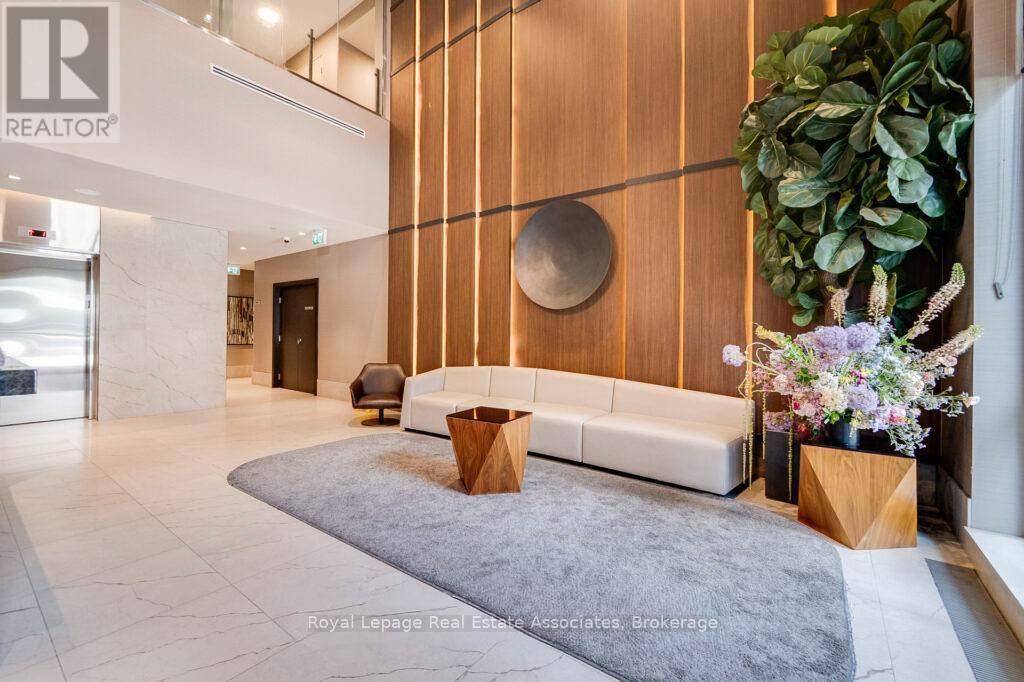 124 - 8 Nahani Way, Mississauga, ON - Indoor Photo Showing Other Room