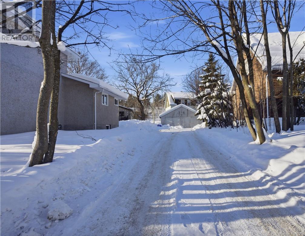 482 Howey Drive, Sudbury, ON - Outdoor