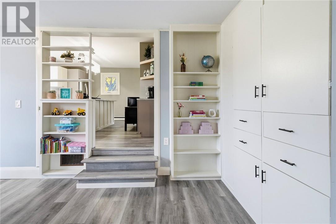 482 Howey Drive, Sudbury, ON - Indoor Photo Showing Other Room