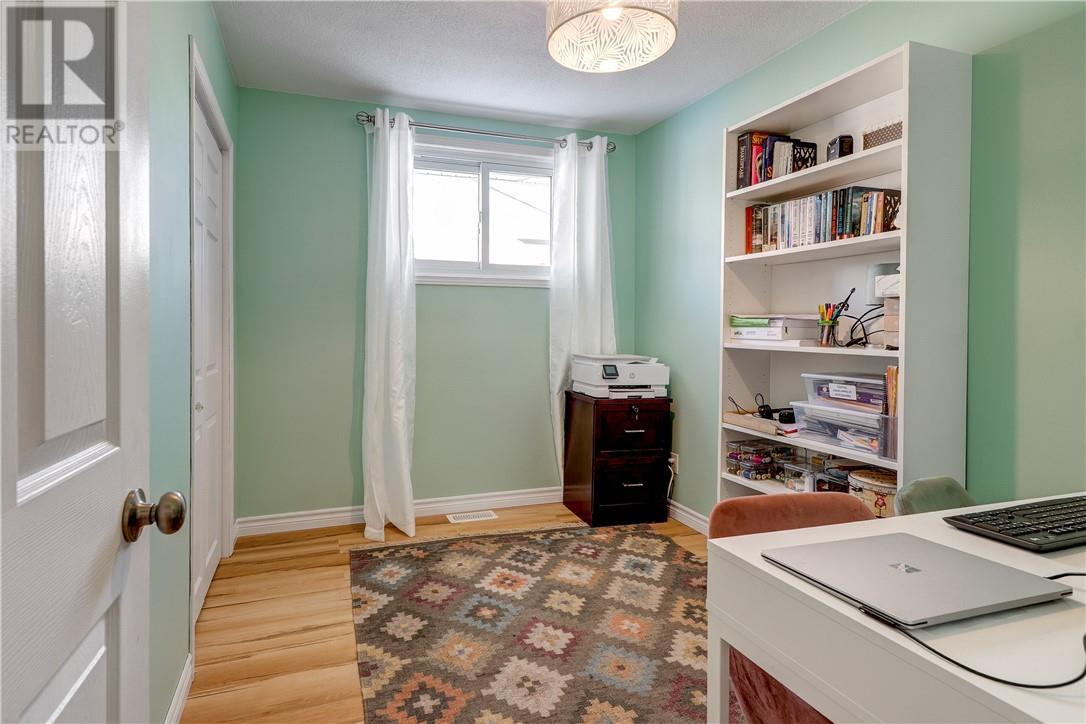 118 Third Street, Sturgeon Falls, ON - Indoor