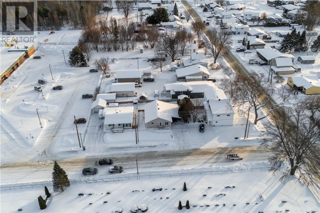 118 Third Street, Sturgeon Falls, ON - Outdoor With View