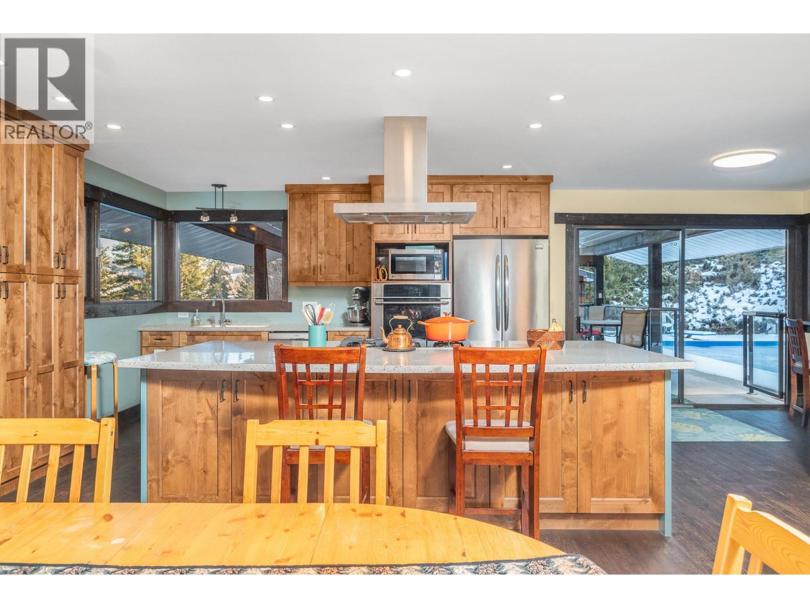 5860 Learmouth Road, Lavington, BC - Indoor