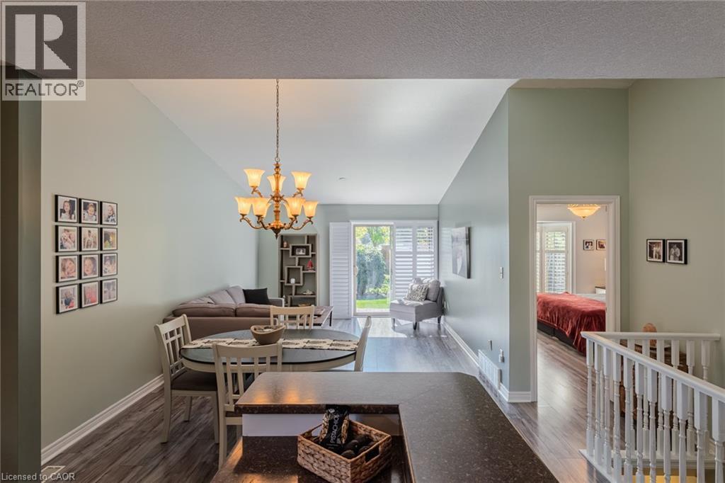 Open concept floor plan with vaulted ceiling - 19 Somerset Drive Unit# 16, Port Dover, ON - Indoor Photo Showing Dining Room