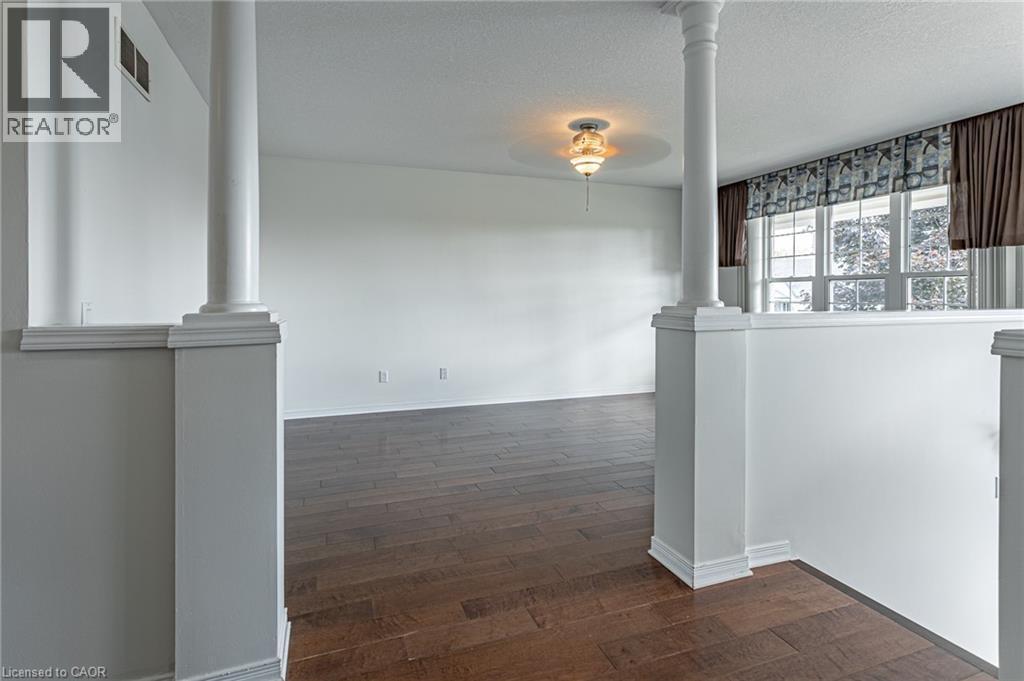 19 David Street, Ingersoll, ON - Indoor