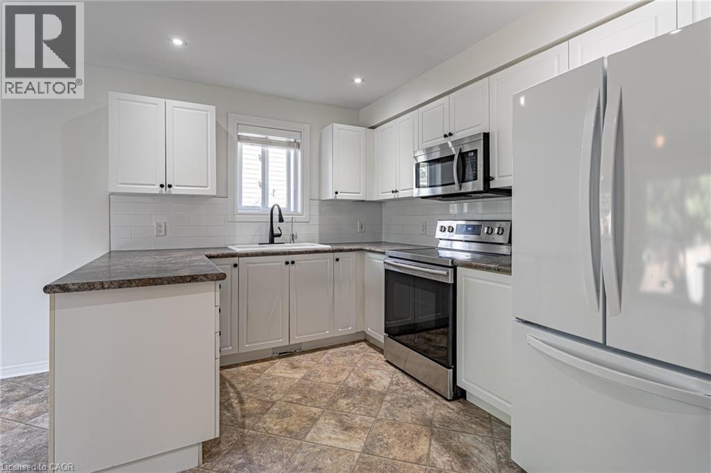 19 David Street, Ingersoll, ON - Indoor Photo Showing Kitchen