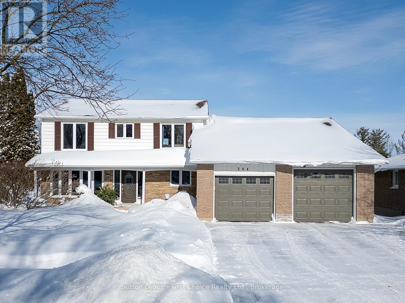304 Devon Street, Stratford, ON - Outdoor With Deck Patio Veranda With Facade