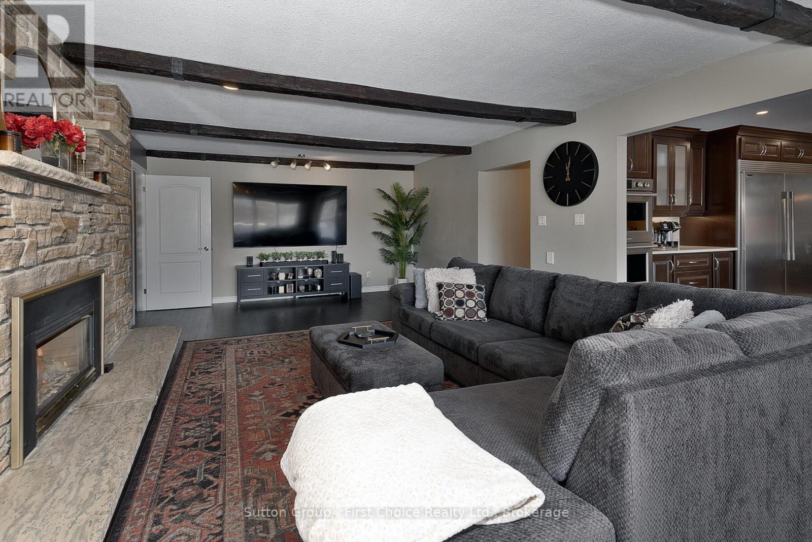304 Devon Street, Stratford, ON - Indoor Photo Showing Living Room With Fireplace