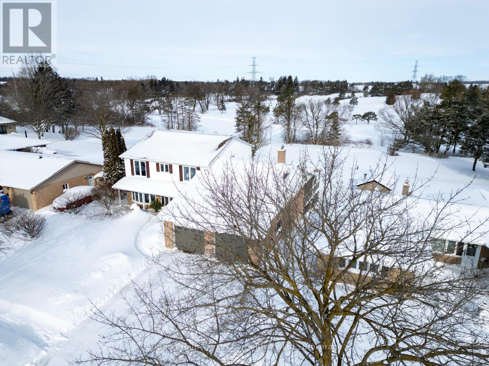 304 Devon Street, Stratford, ON - Outdoor