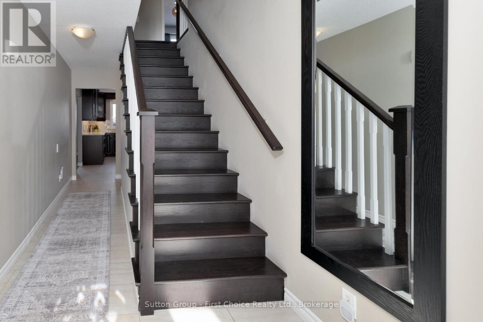 304 Devon Street, Stratford, ON - Indoor Photo Showing Other Room