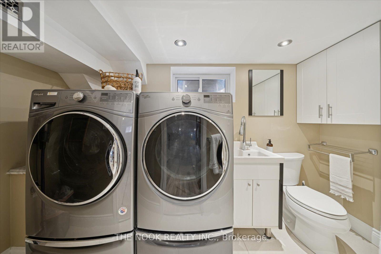 314 Richmond Street E, Oshawa (O'Neill), ON - Indoor Photo Showing Laundry Room