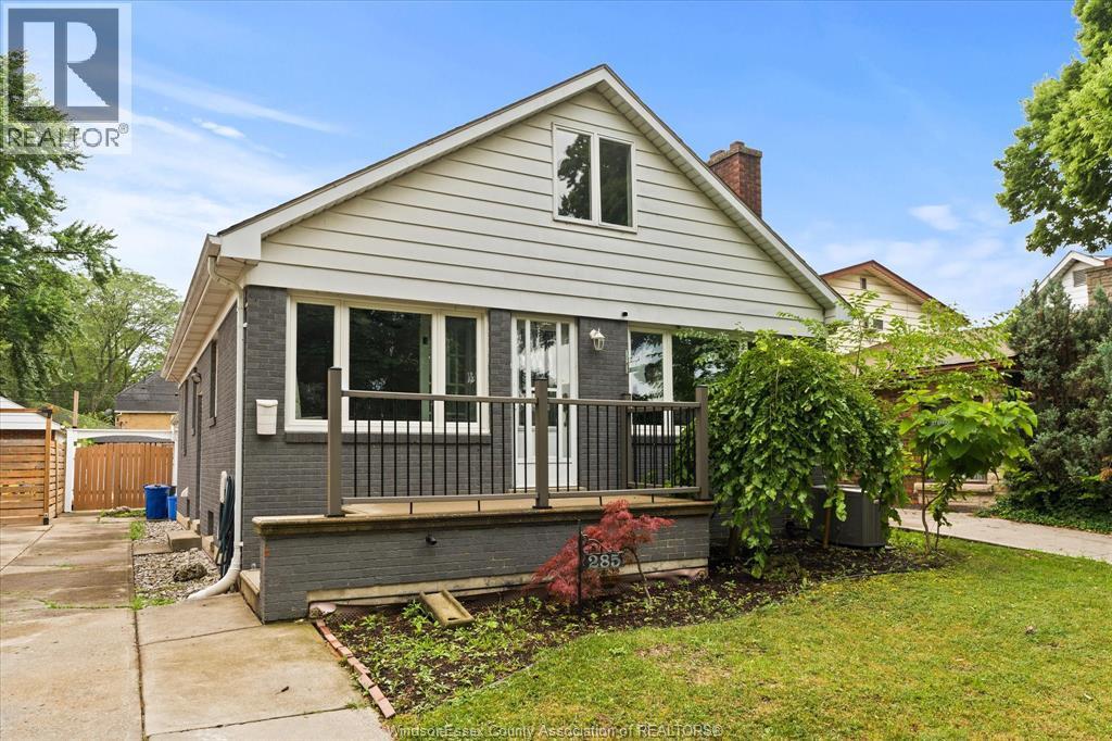 285 Belleperche Place, Windsor, ON - Outdoor