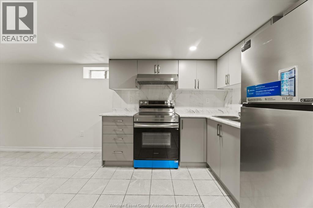 285 Belleperche Place, Windsor, ON - Indoor