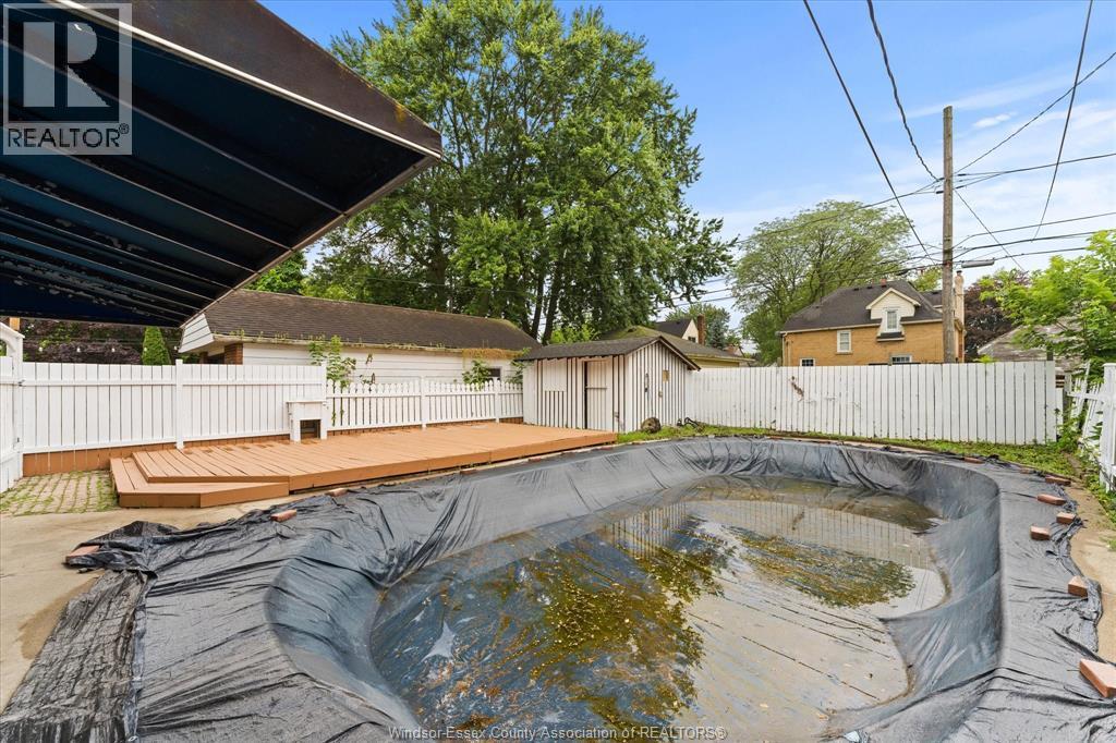 285 Belleperche Place, Windsor, ON - Outdoor