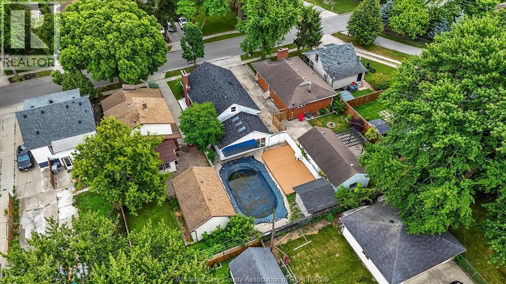 285 Belleperche Place, Windsor, ON - Outdoor