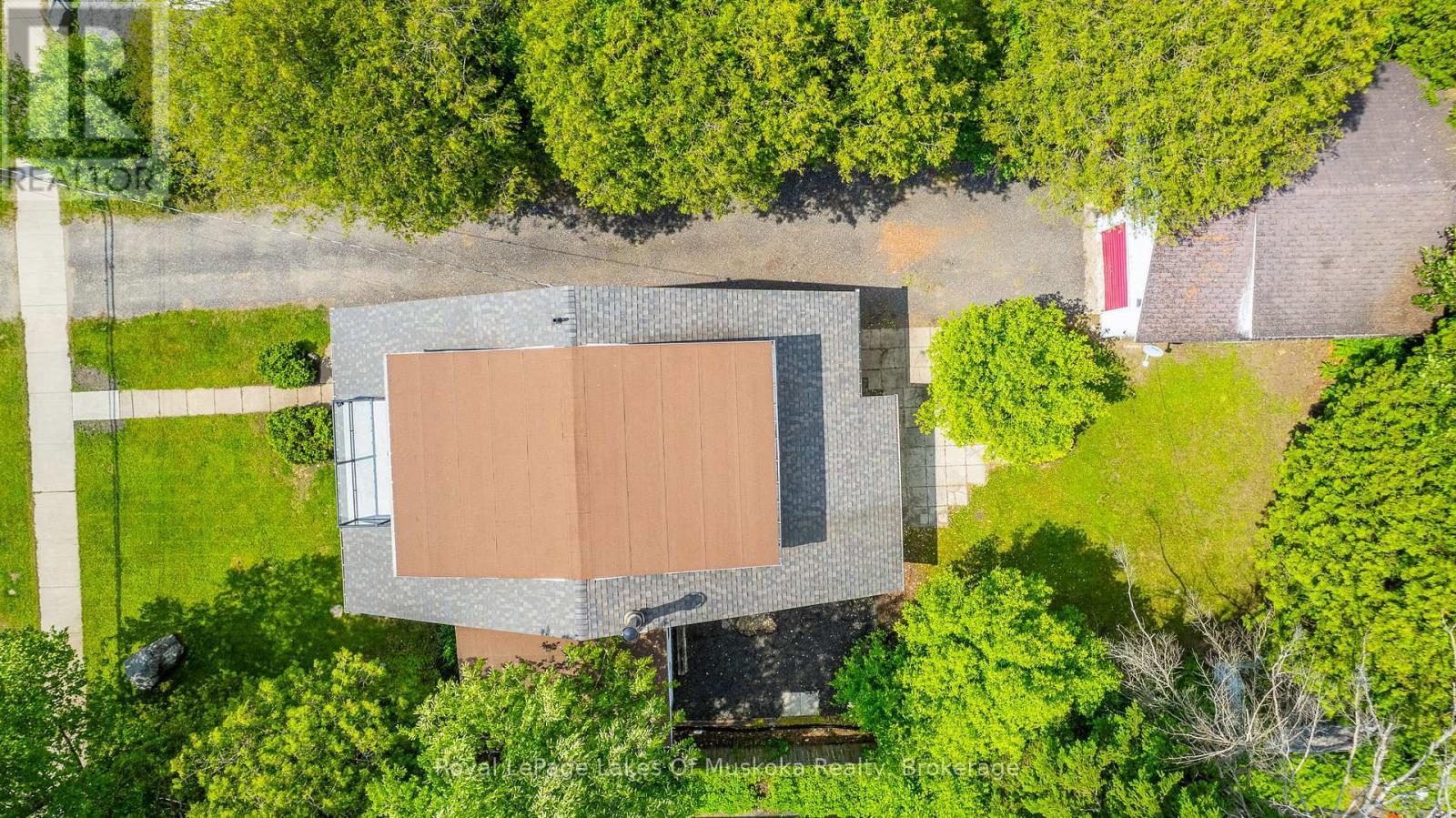 8 North Road, Lake Of Bays (Mclean), ON - Outdoor