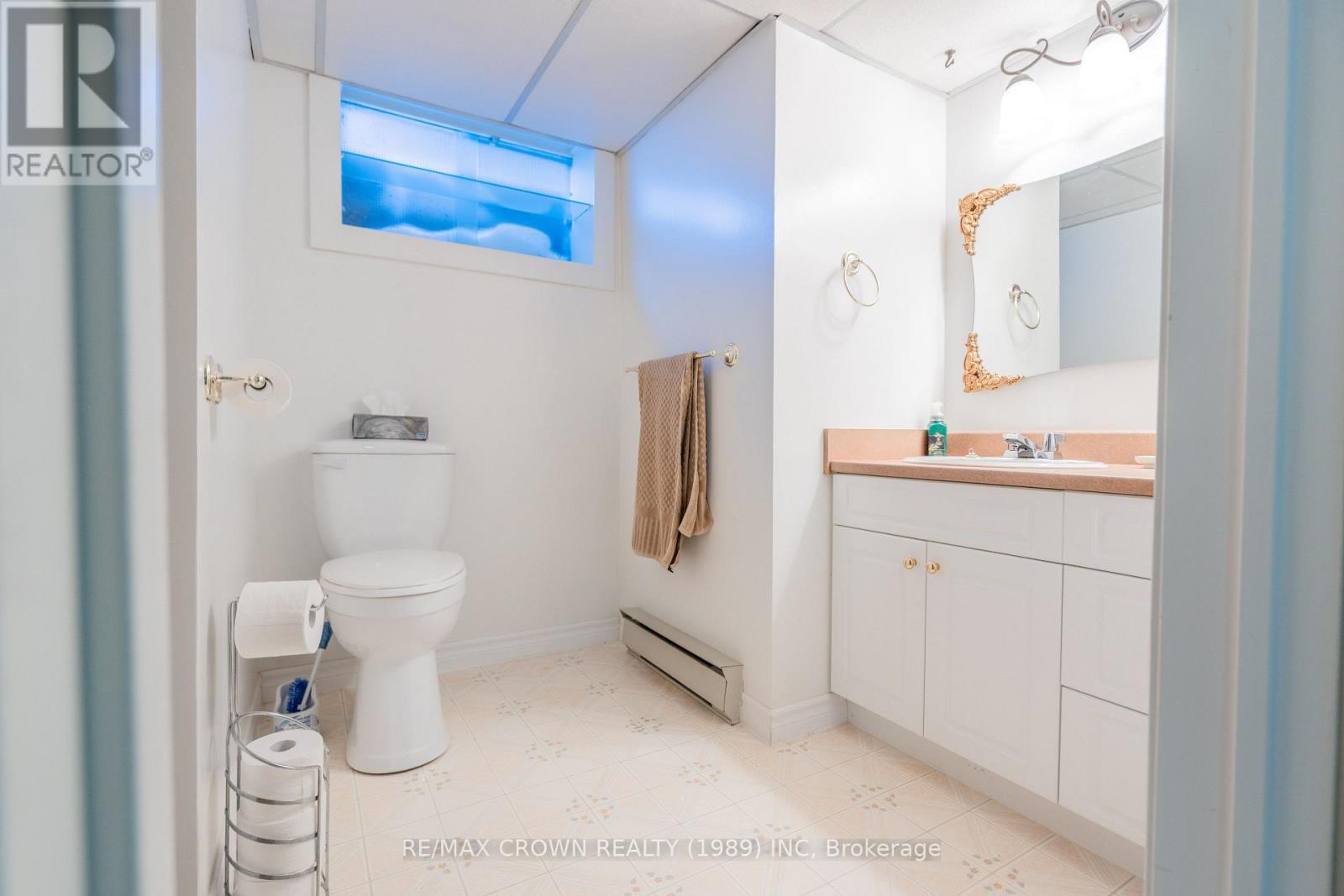 37 Clark Street, Kapuskasing, ON - Indoor Photo Showing Bathroom