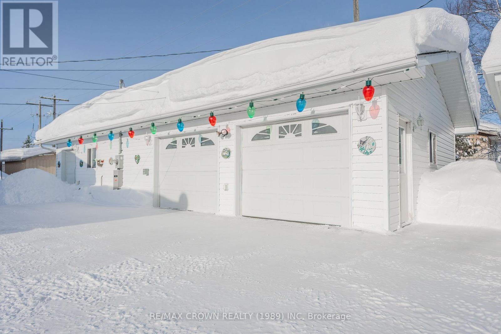 37 Clark Street, Kapuskasing, ON - Outdoor