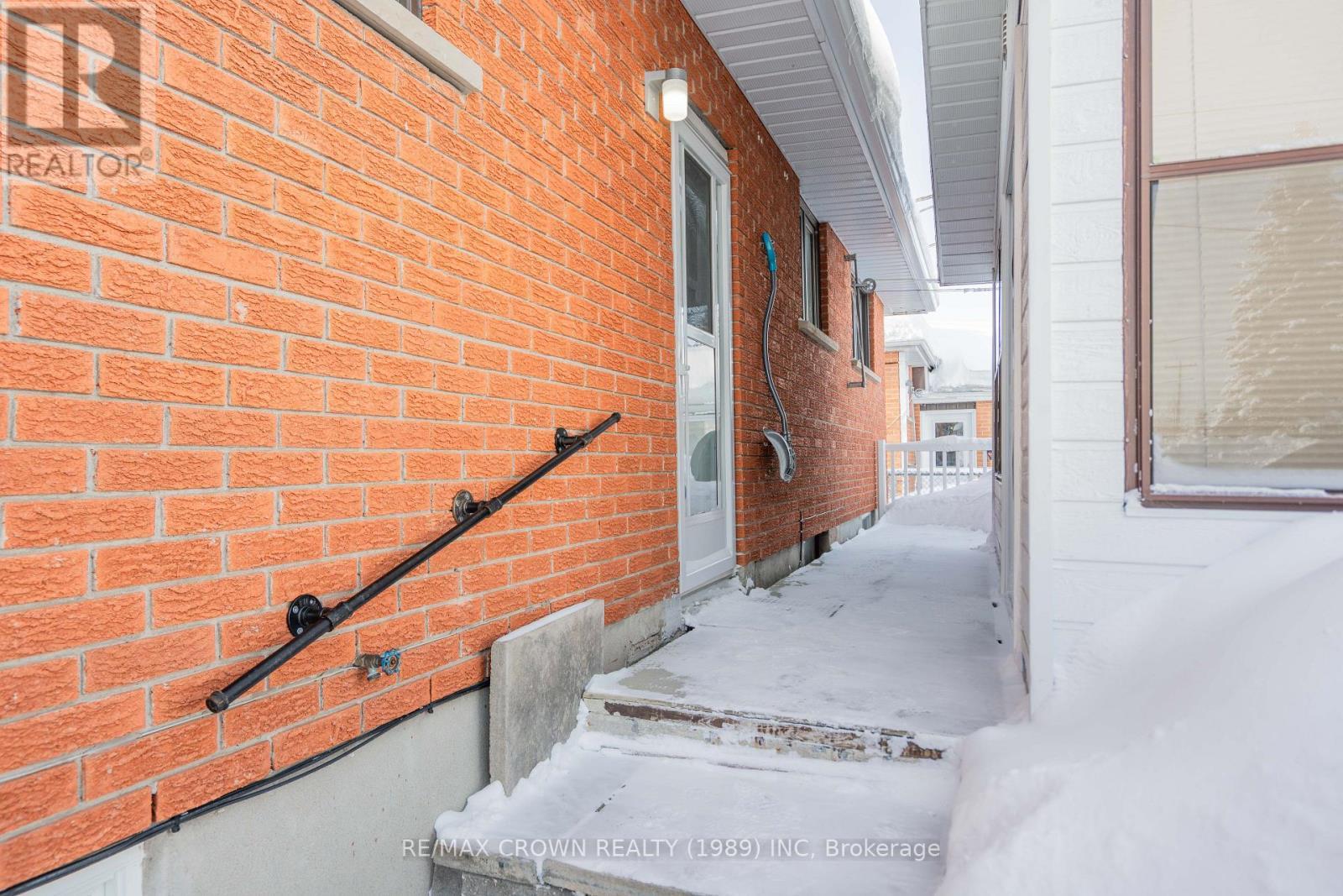 37 Clark Street, Kapuskasing, ON - Outdoor With Exterior